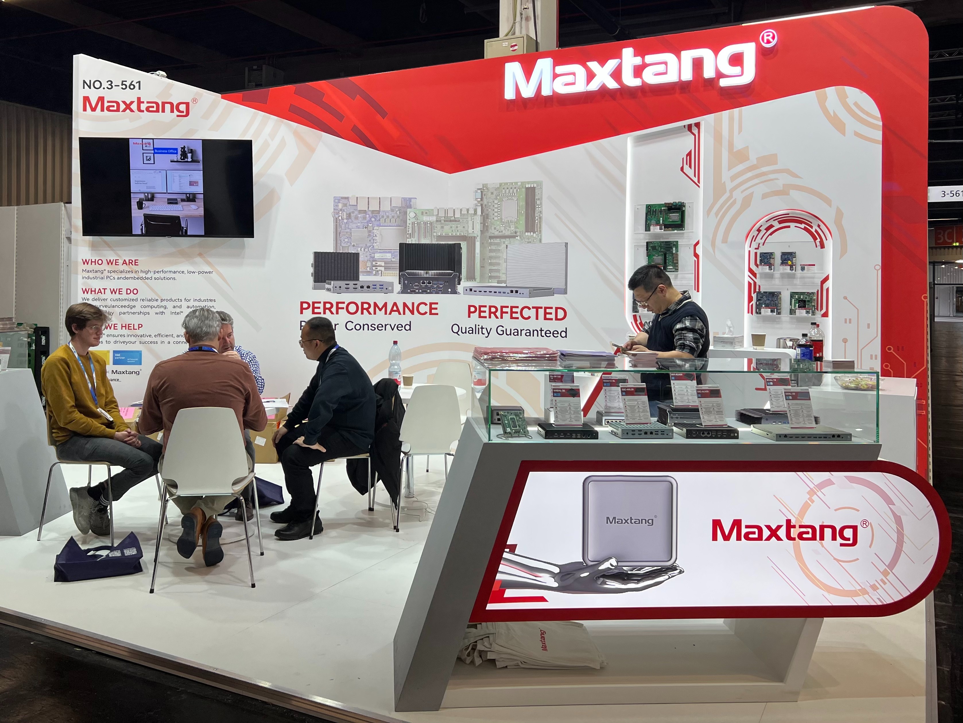 必赢(中国)计算机闪耀2025德国纽伦堡嵌入式展览会Embedded World